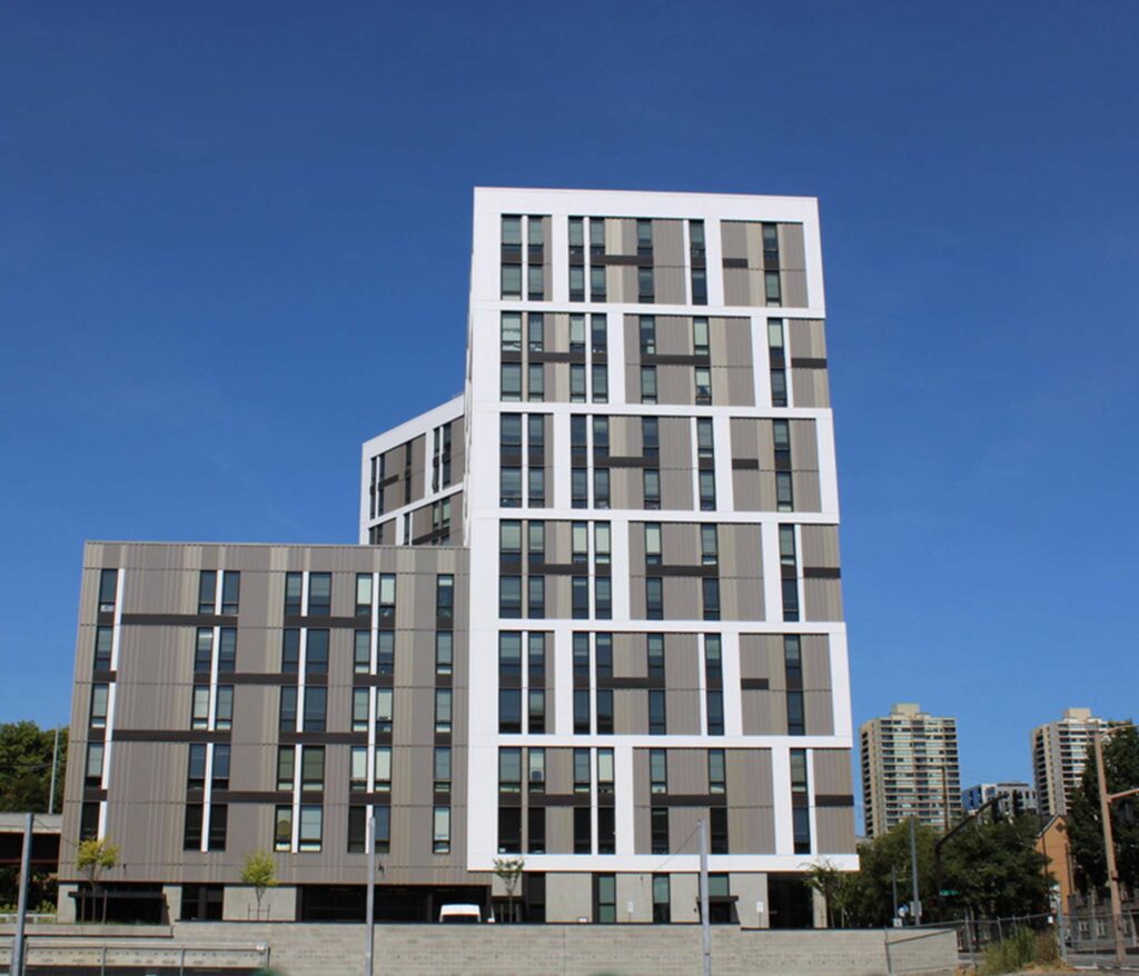 protean-hero-Riverplace-Parcel-HC-200